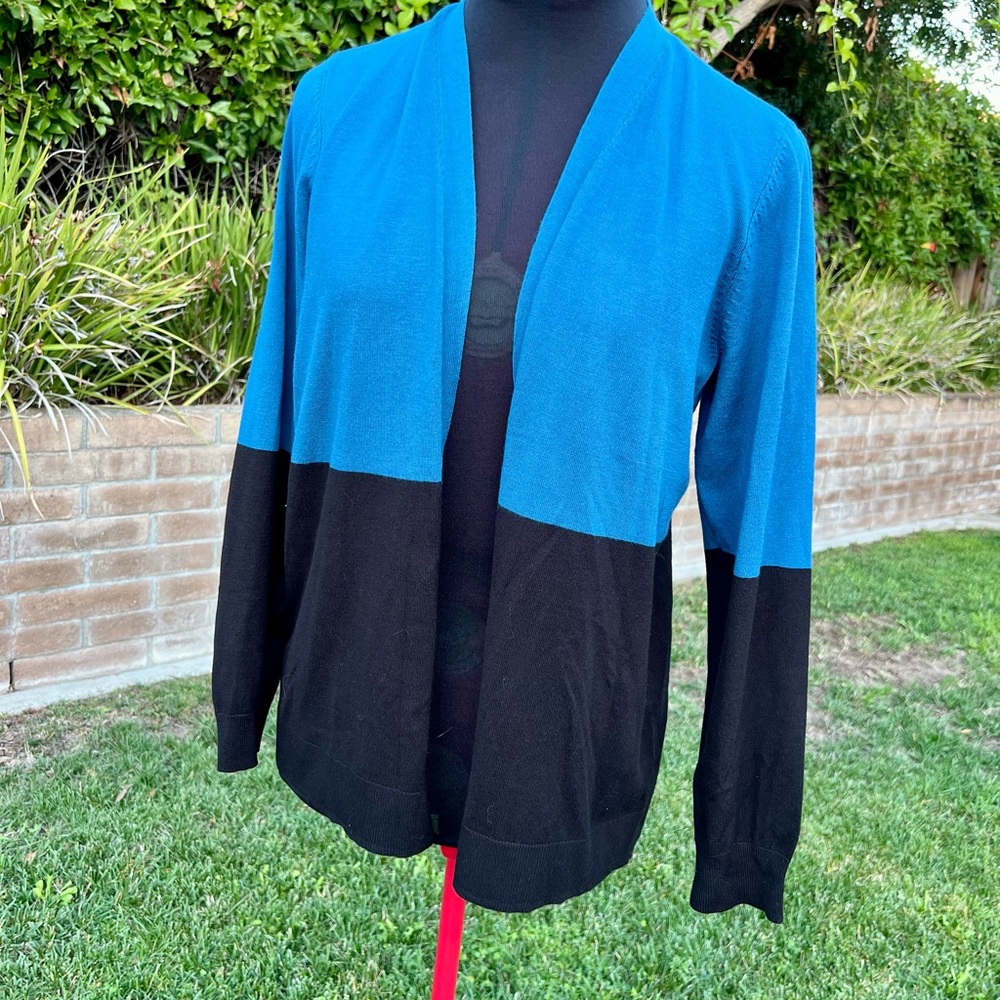 Chico's Teal/Black Color Block Cardigan